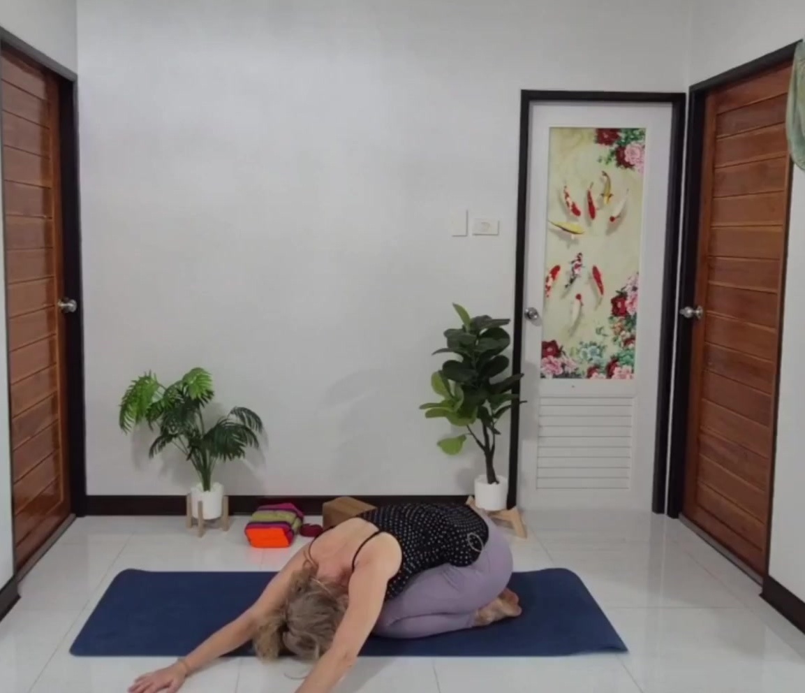 Seitliche Kindeshaltung (Parsva Balasana)