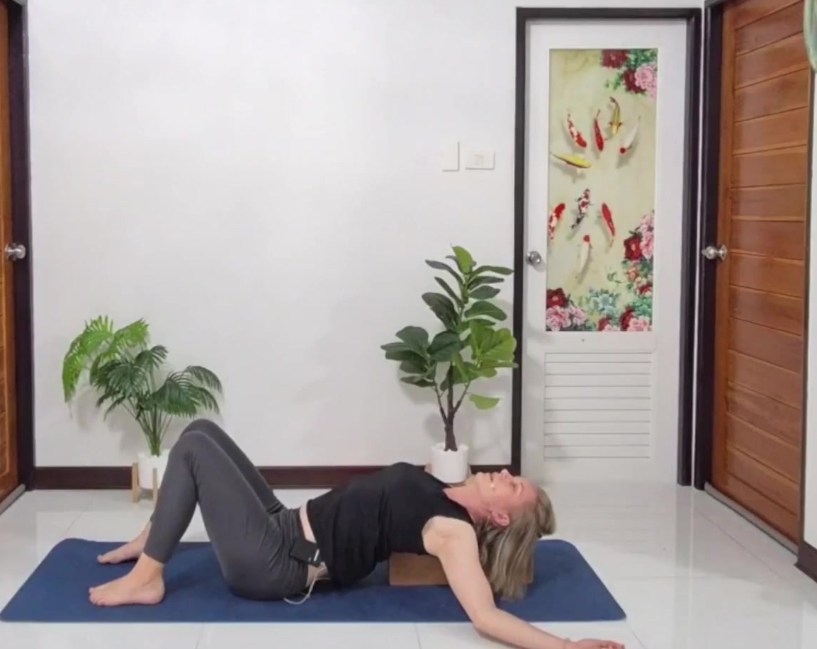 Unterstützter Fisch (Matsyasana)